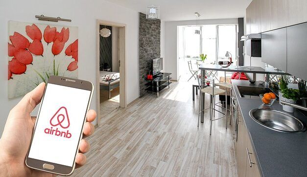 Airbnb veut se positionner sur le marché des transports