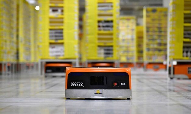 Amazon choisit Brétigny-sur-Orge pour ouvrir son premier centre de distribution robotisé